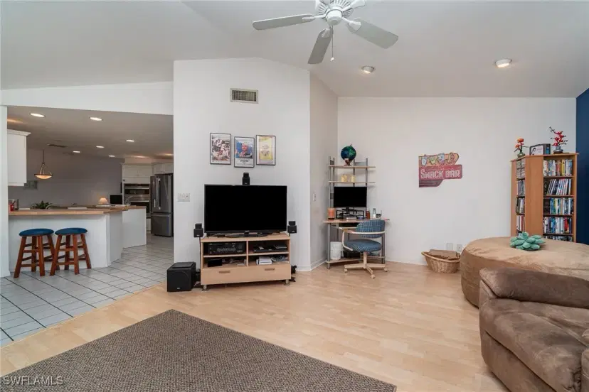 Picture of 1113 SW 43Rd St, Cape Coral FL 33914