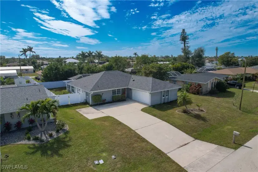 Picture of 1316 SE 28Th Ter, Cape Coral FL 33904