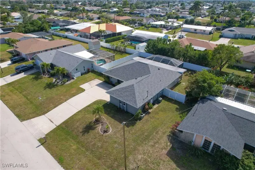 Picture of 1316 SE 28Th Ter, Cape Coral FL 33904