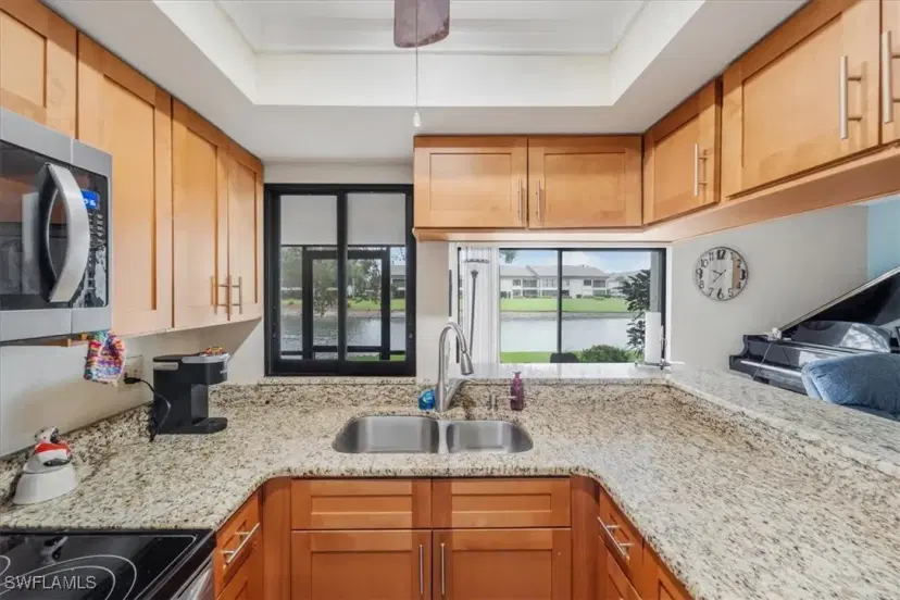 Picture of 5650 Trailwinds Dr 111, Fort Myers FL 33907