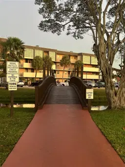 Picture of 3071 NW 47Th Ter 120, Lauderdale Lakes, FL 33313
