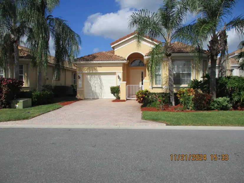 Picture of 7048 Cataluna Circle, Delray Beach FL 33446