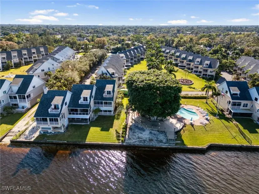 Picture of 3575 Edgewood Ave, Fort Myers FL 33916