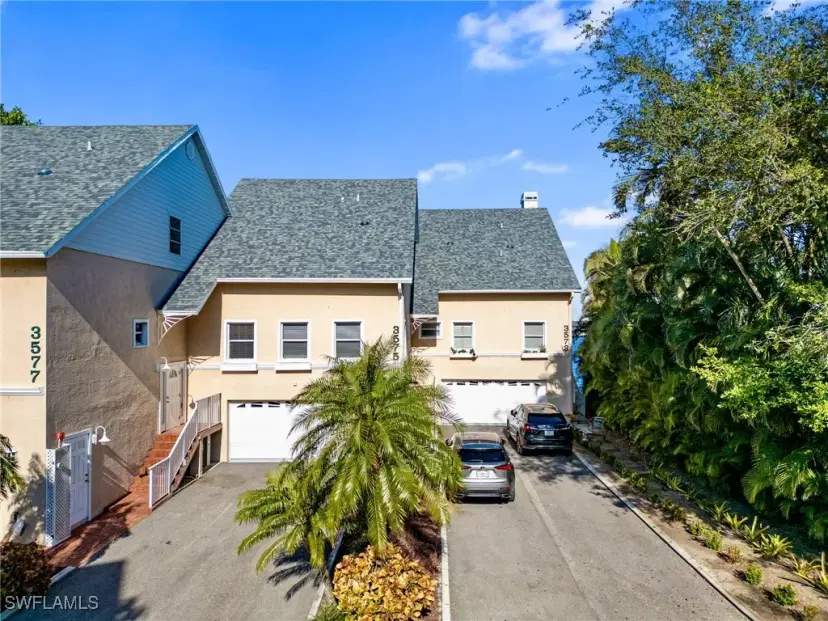 Picture of 3575 Edgewood Ave, Fort Myers FL 33916