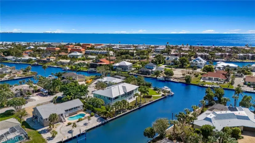 Picture of 933 Whelk Dr, Sanibel FL 33957