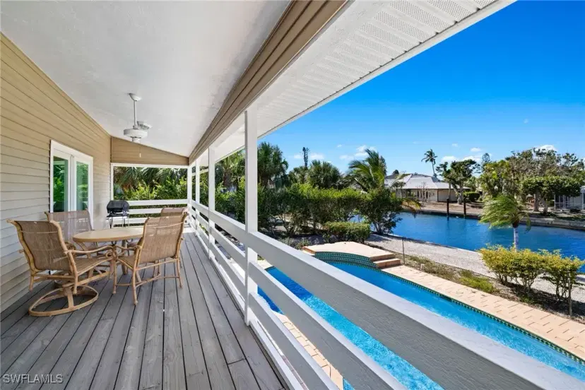 Picture of 933 Whelk Dr, Sanibel FL 33957