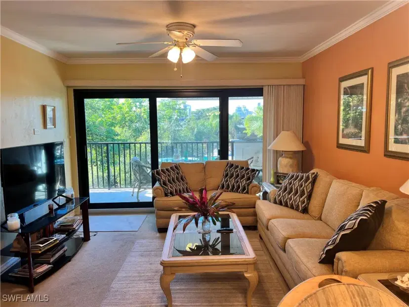 Picture of 600 Neapolitan Way 342, Naples FL 34103