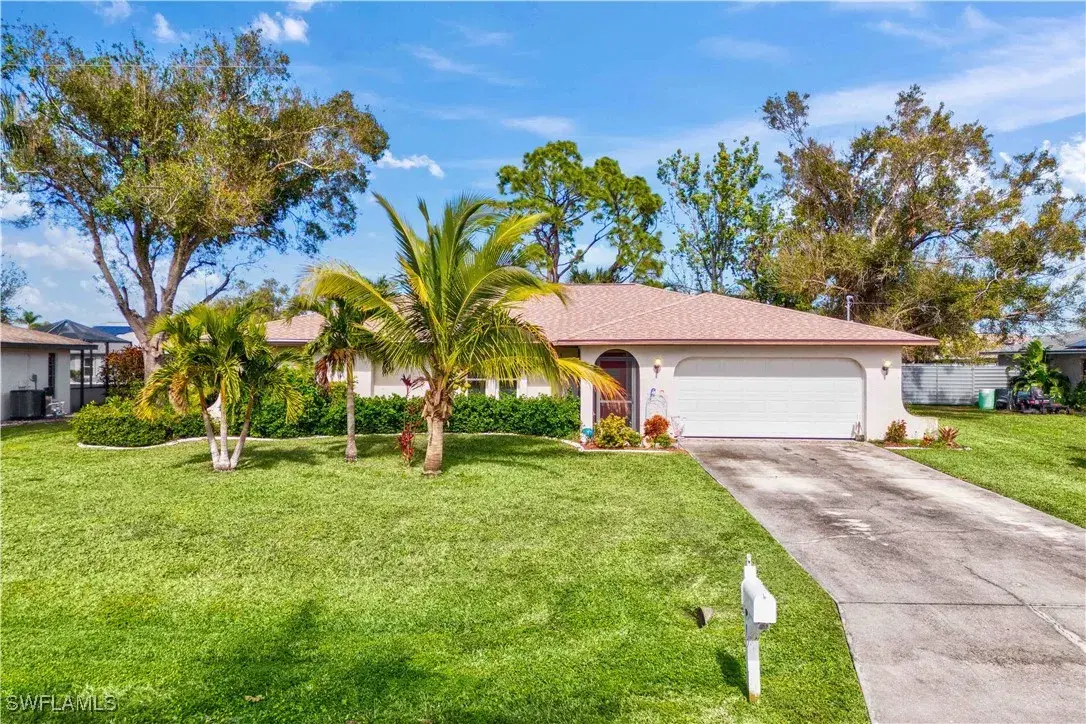 Picture of 2217 SE 3Rd Ter, Cape Coral, FL 33990