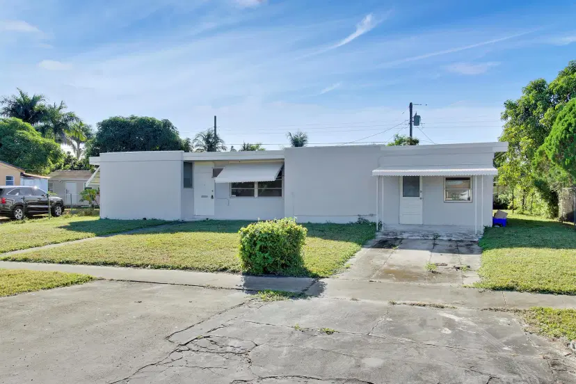 Picture of 3934 Tuskegee Drive, Lake Worth FL 33462