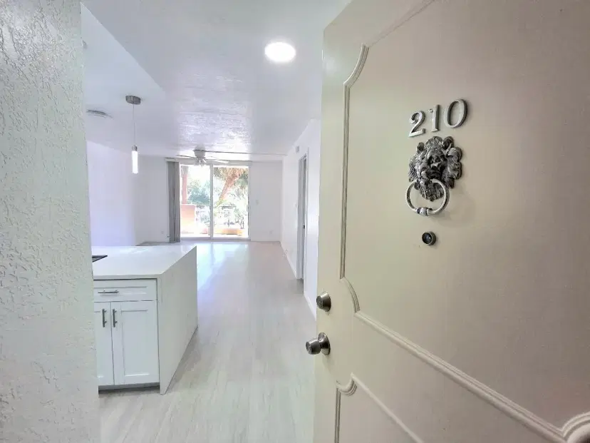 Picture of 1421 S Ocean Blvd 210, Pompano Beach FL 33062