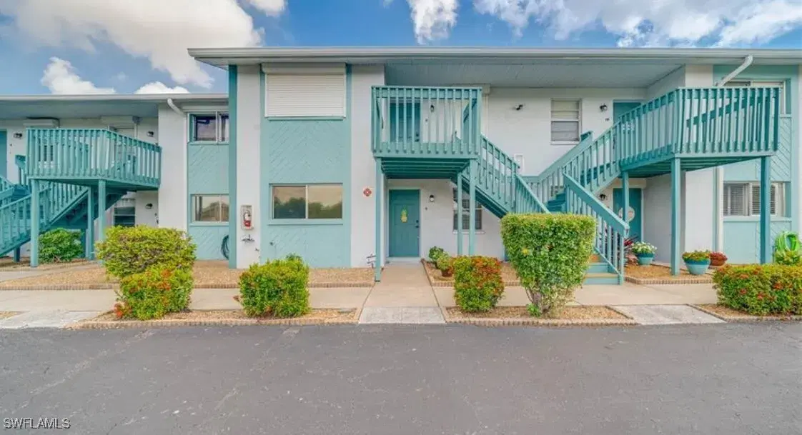 Picture of 1005 SE 40Th St 4, Cape Coral, FL 33904