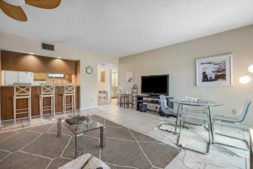 Picture of 13334 Polo Club Road 238, Wellington FL 33414