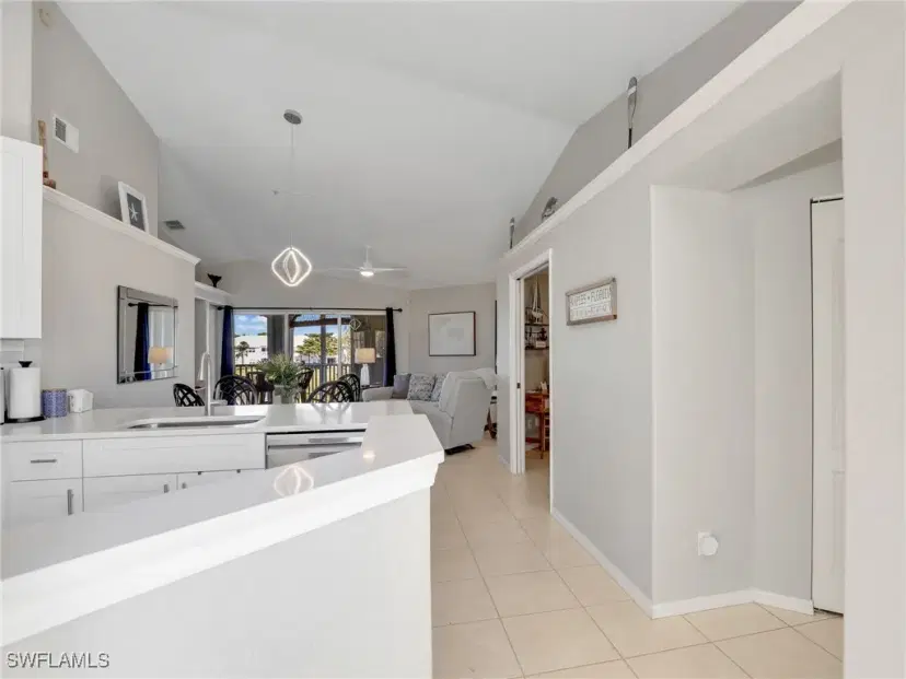 Picture of 1101 Sweetwater Ln 1204, Naples FL 34110
