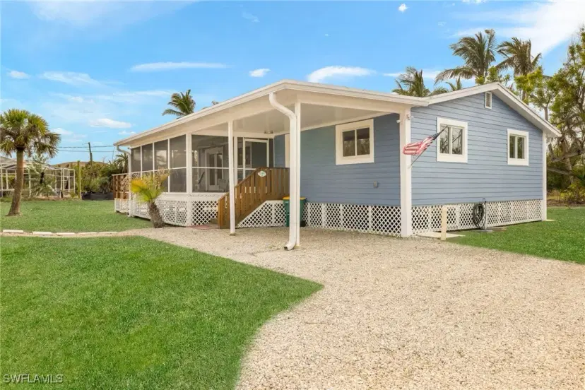 Picture of 1825 Middle Gulf Dr, Sanibel FL 33957