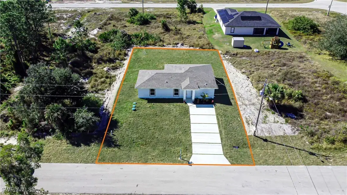 Picture of 748 Burns Ave S, Lehigh Acres, FL 33974