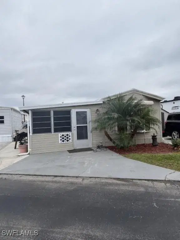Picture of 11641 Cardiff Dr 204, Fort Myers, FL 33908