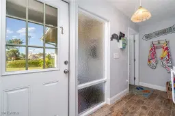 Picture of 938 Dolphin Dr, Cape Coral, FL 33904