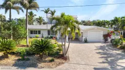 Picture of 490 Randy Ln, Fort Myers Beach, FL 33931