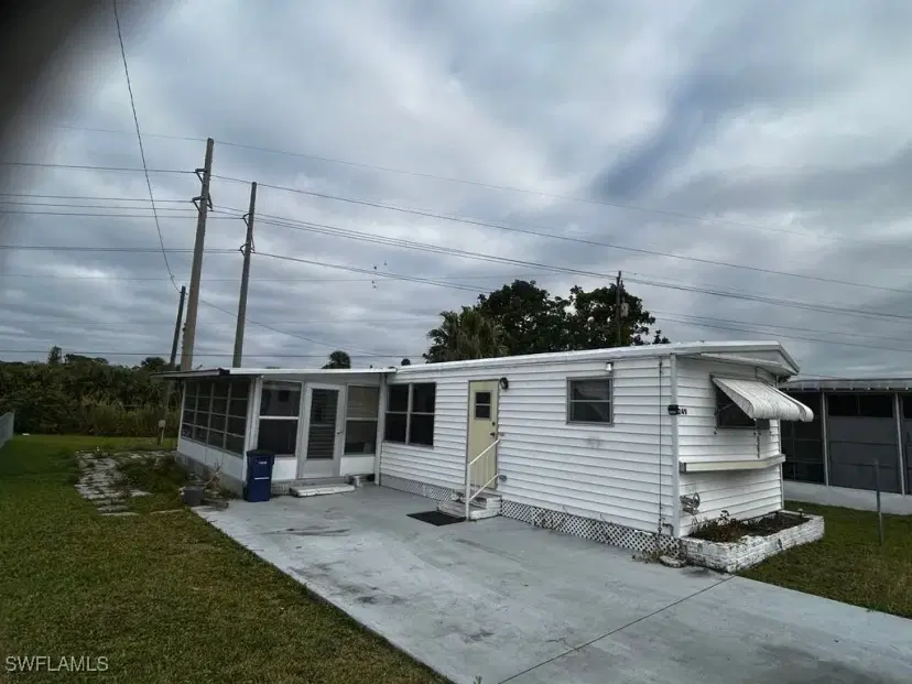 Picture of 249 Fireball Ln, North Fort Myers FL 33917