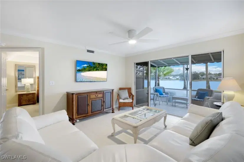 Picture of 6640 Ilex Cir 7H, Naples FL 34109