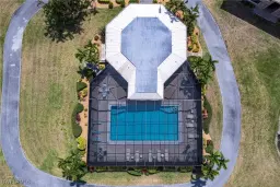 Picture of 2127 SW Pine Ln 3, Cape Coral, FL 33991