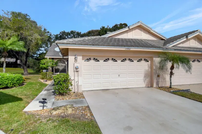 Picture of 10860 Stafford Circle N, Boynton Beach FL 33436