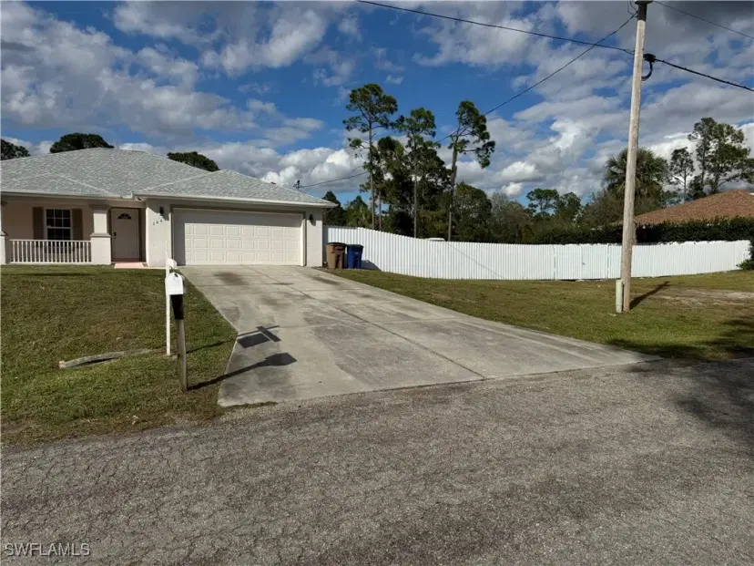 Picture of 1065 Lilac St E, Lehigh Acres FL 33974