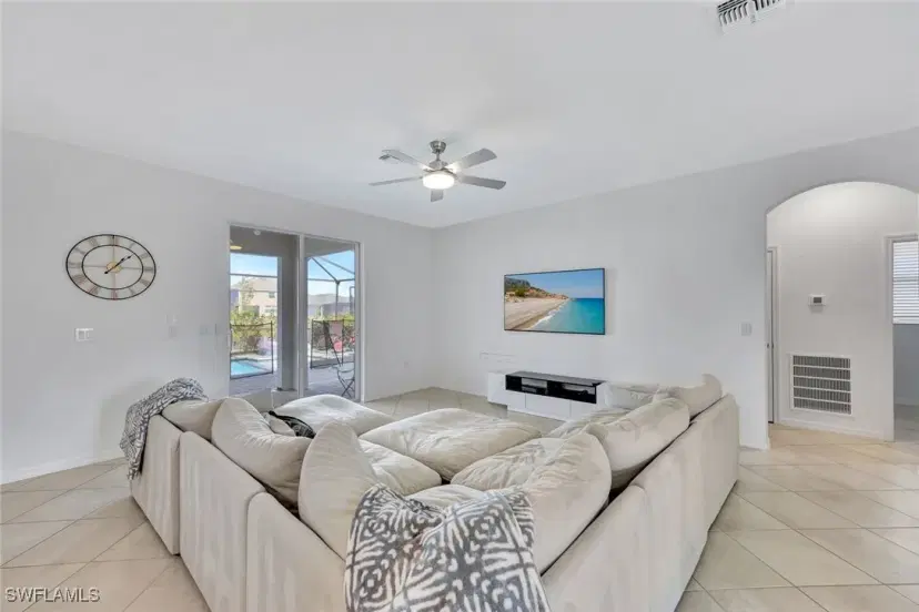Picture of 2553 Kona Way, Naples FL 34120