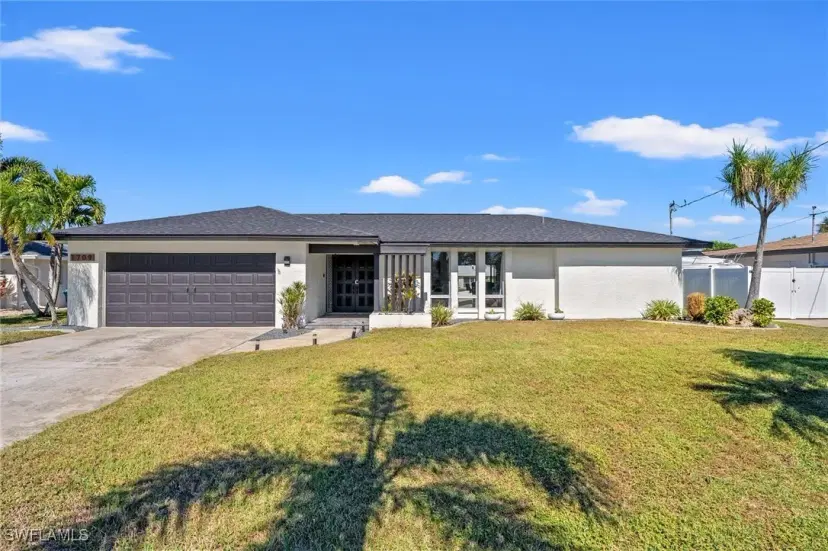 Picture of 1709 SE 39Th St, Cape Coral FL 33904