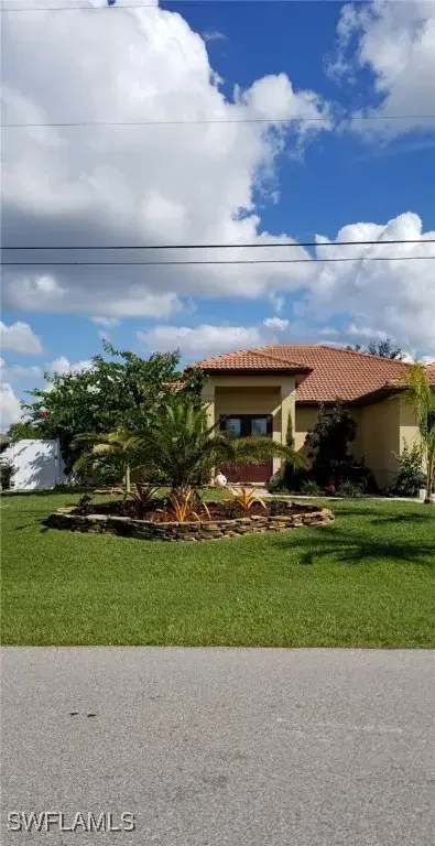 Picture of 511 SW 7Th Pl, Cape Coral, FL 33991