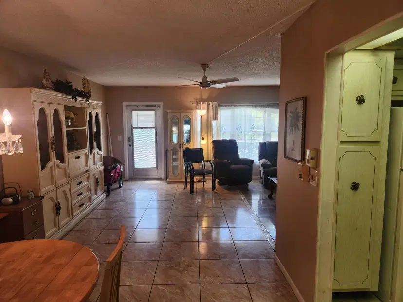 Picture of 104 Wellington M, West Palm Beach FL 33417