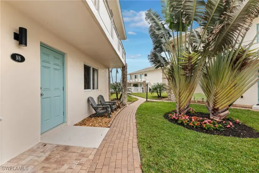 Picture of 2500 Gulf Shore Blvd N N6, Naples FL 34103