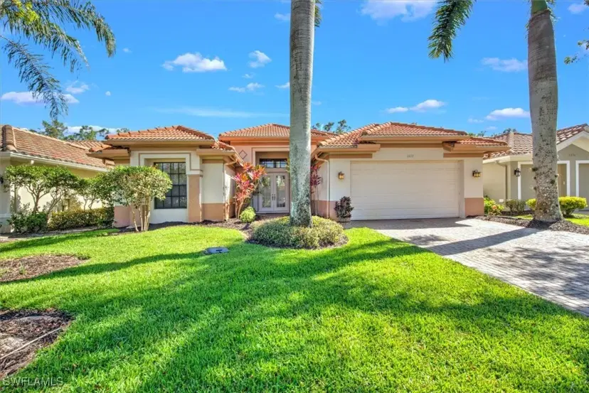 Picture of 2878 Lone Pine Ln, Naples FL 34119