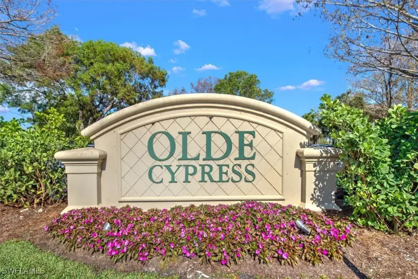 Picture of 2878 Lone Pine Ln, Naples FL 34119