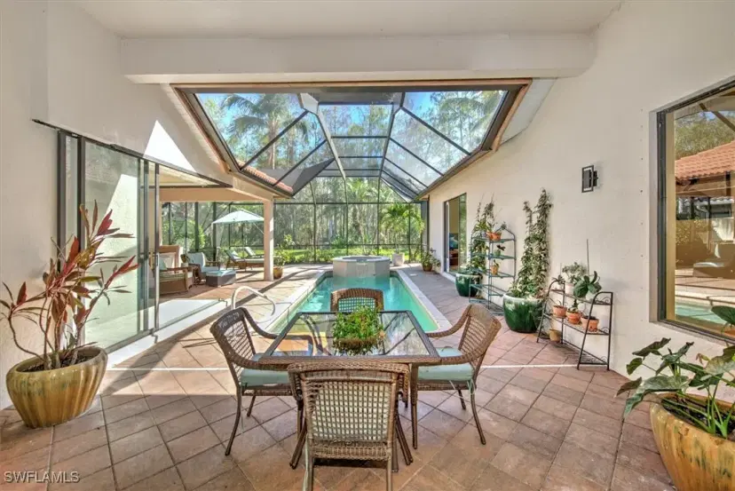 Picture of 2878 Lone Pine Ln, Naples FL 34119