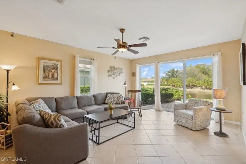 Picture of 10633 Camarelle Cir, Fort Myers FL 33913