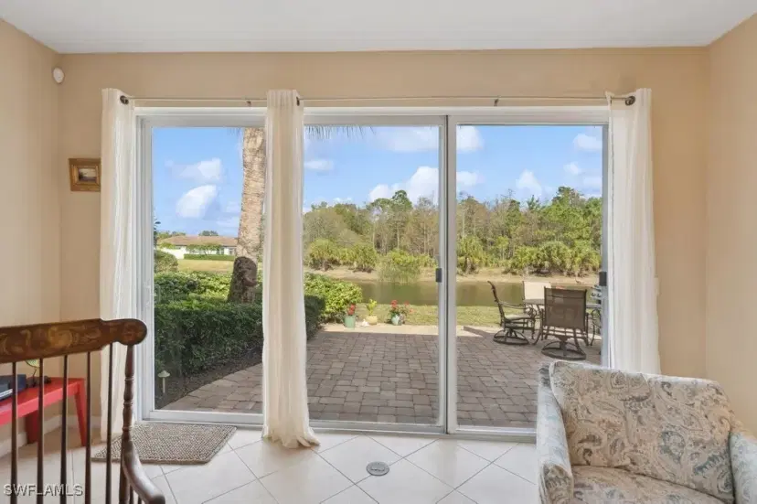 Picture of 10633 Camarelle Cir, Fort Myers FL 33913