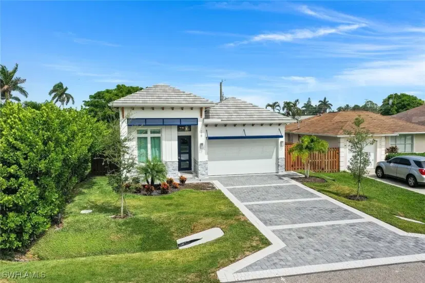 Picture of 775 92Nd Ave N, Naples FL 34108