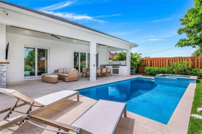 Picture of 775 92Nd Ave N, Naples FL 34108