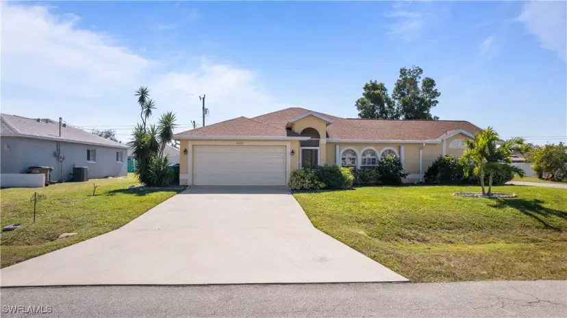 Picture of 400 SE 19Th Ter, Cape Coral FL 33990