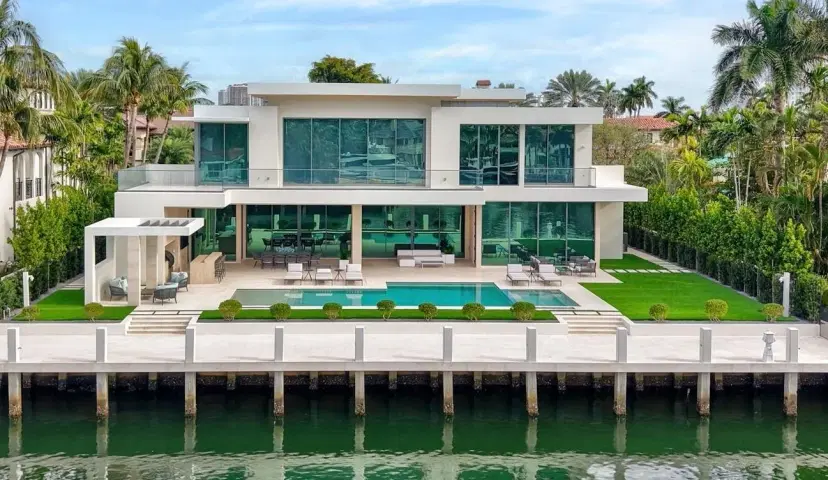 Picture of 2560 Del Lago Dr, Fort Lauderdale FL 33316