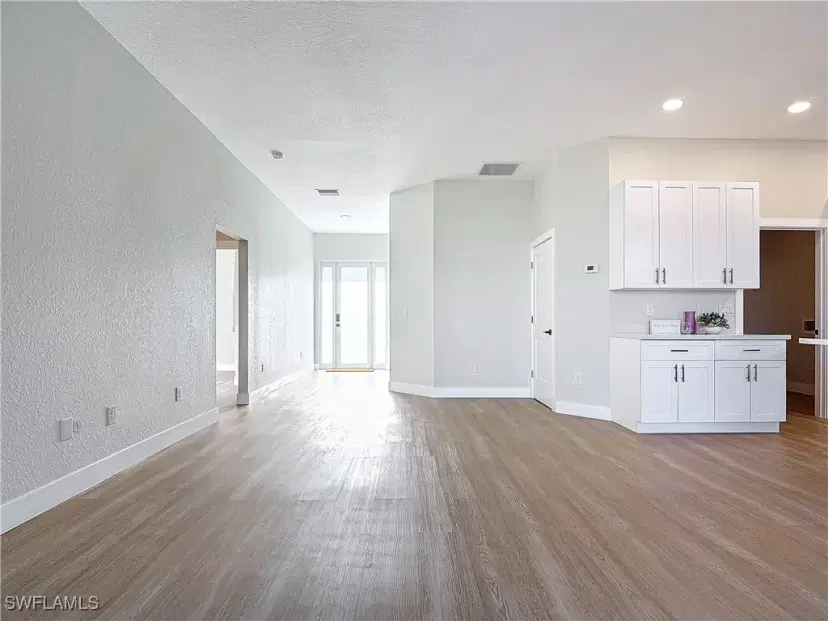 Picture of 5006 S Peachtree Cir, Labelle FL 33935