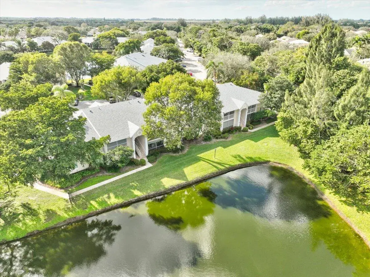 Picture of 13811 Oneida Drive G1, Delray Beach, FL 33446