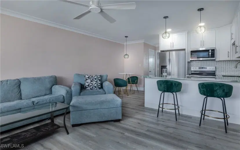 Picture of 13150 Kings Point Dr 15C, Fort Myers FL 33919