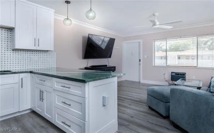 Picture of 13150 Kings Point Dr 15C, Fort Myers FL 33919