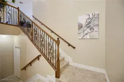 Picture of 16580 Goldenrod Ln 201, Alva, FL 33920
