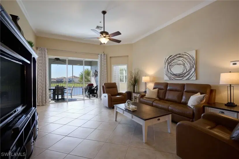 Picture of 16580 Goldenrod Ln 201, Alva FL 33920