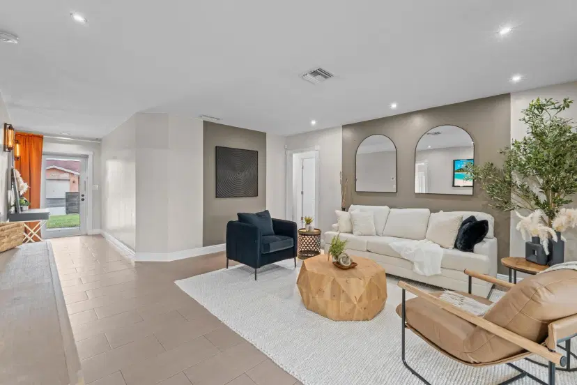 Picture of 8230 NW 95Th Avenue, Tamarac FL 33321