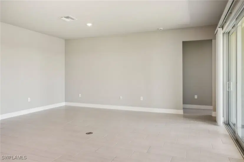 Picture of 16433 Seven Lakes Ave, Punta Gorda FL 33928