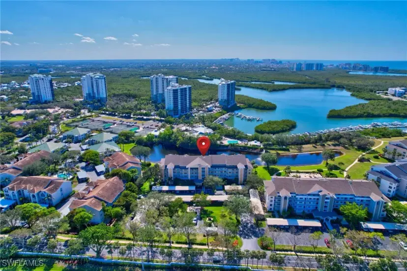 Picture of 380 Horse Creek Dr 104, Naples FL 34110